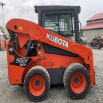 Kubota ssv65 skid steer