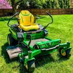 John Deere 42 inches lawn mower zero turn