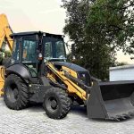 Case backhoe loader - Image 2