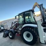 Hydromek Wheel backhoe loader - Image 2