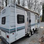 Big camper trailer - Image 3