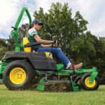 John Deere 42 inches lawn mower zero turn - Image 3